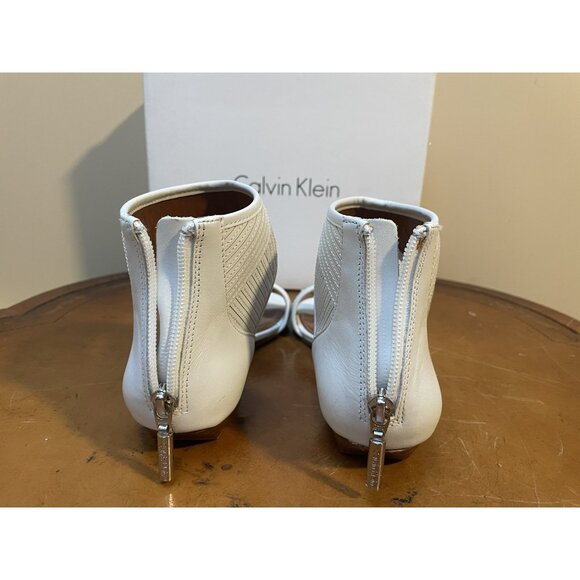 Calvin Klein Women's "Bobbi Calf" White Leather Sandals Size: 7.5M (F148) - Picture 8 of 11